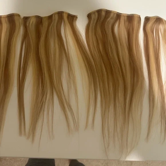 Donna Bella Hair 14’ clip-in extensions - Picture 5 of 6